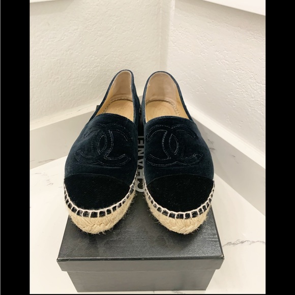 ❤️CHANEL Velvet Espadrilles❤️ - Picture 1 of 5